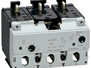 Disparador de sobreintensidad VL160 3 polos, prote (3VL9205-7DC30)
