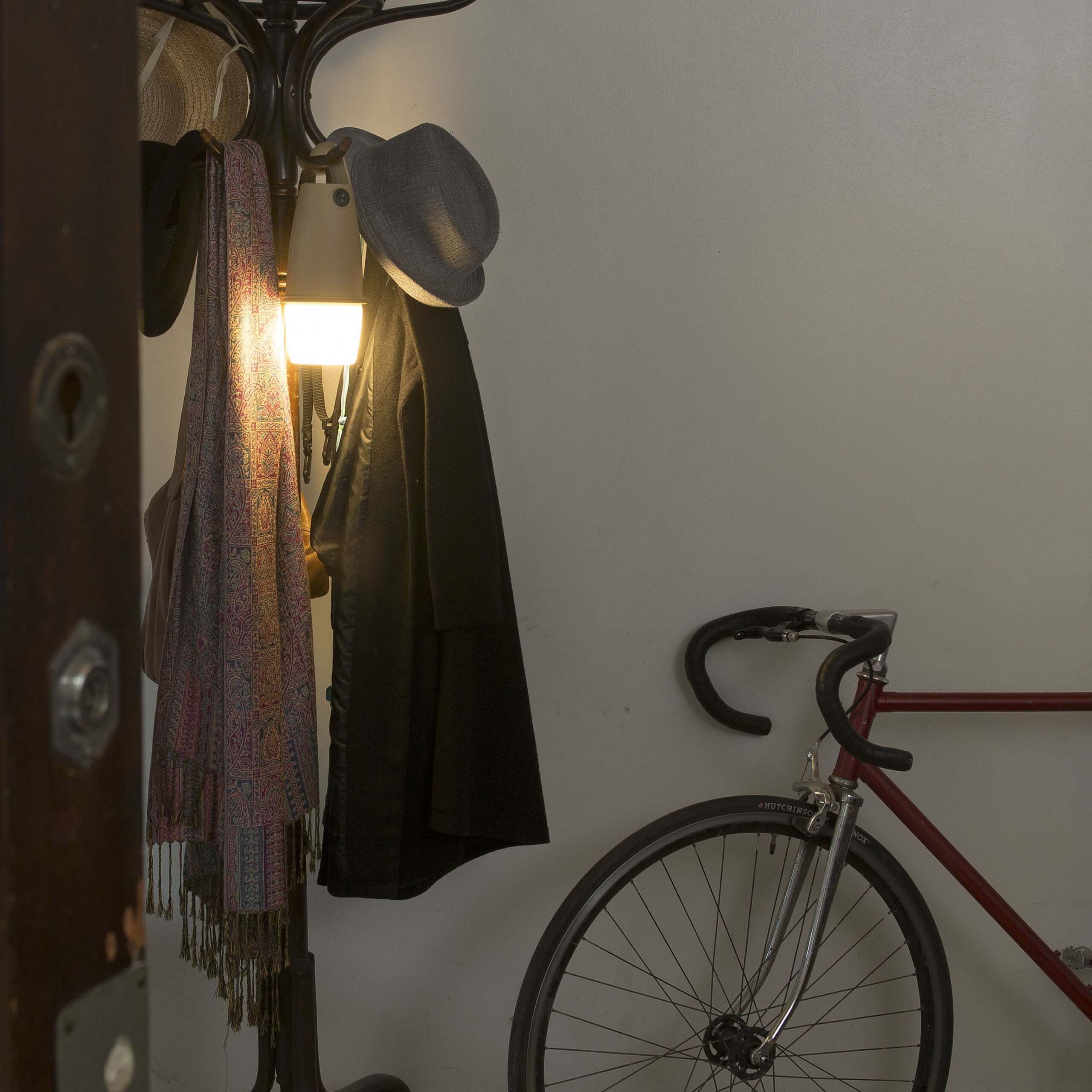 HOOK Lámpara portátil negro - Imagen 4